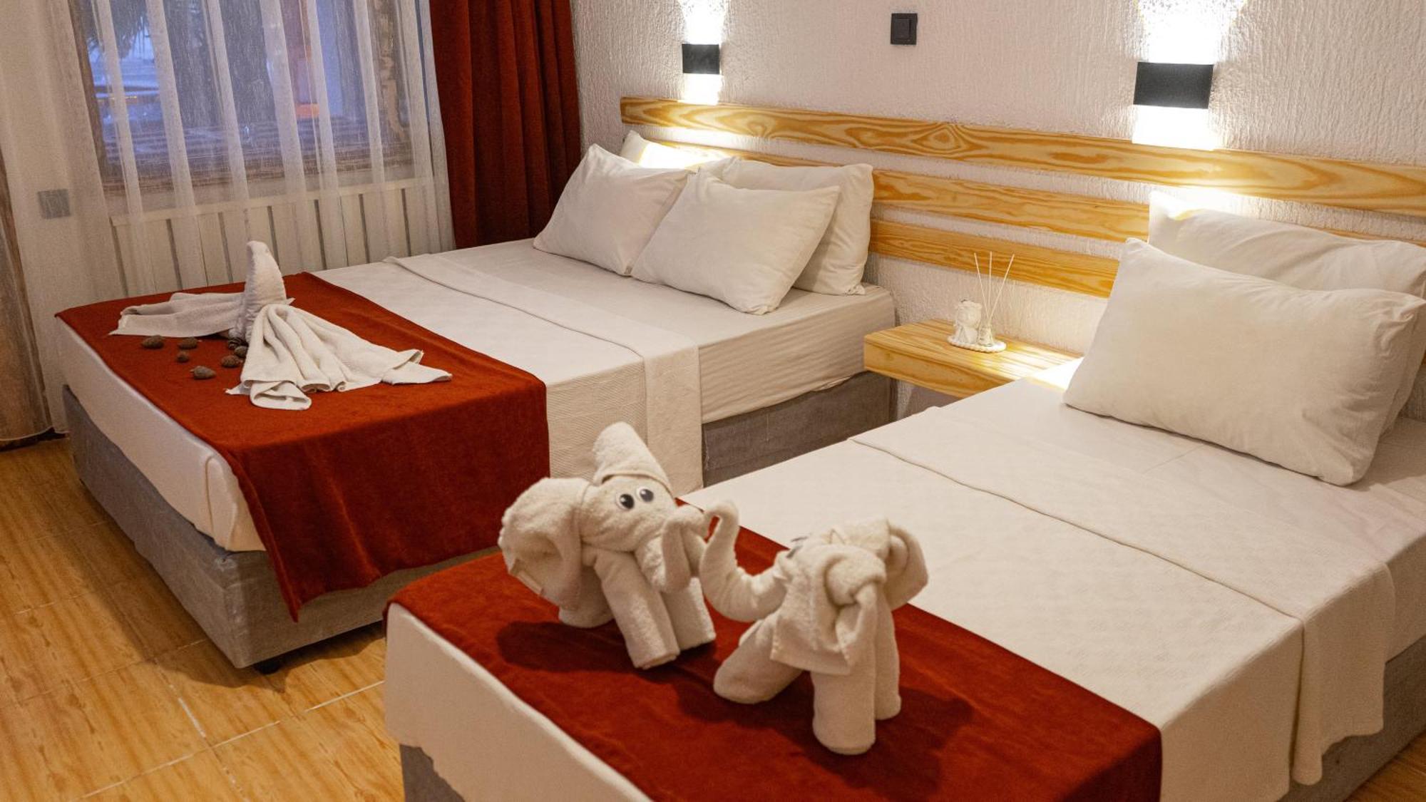 Club Aquarium Hotel & Spa Guvercinlik  Exterior foto